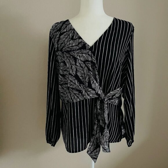 🌸 Alfani Women's Side Tie V Neck Stripe Blouse Size Medium - Picture 2 of 9